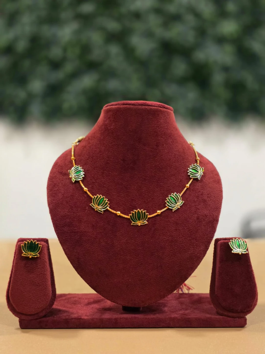 Lotus Necklace (Free Shipping)