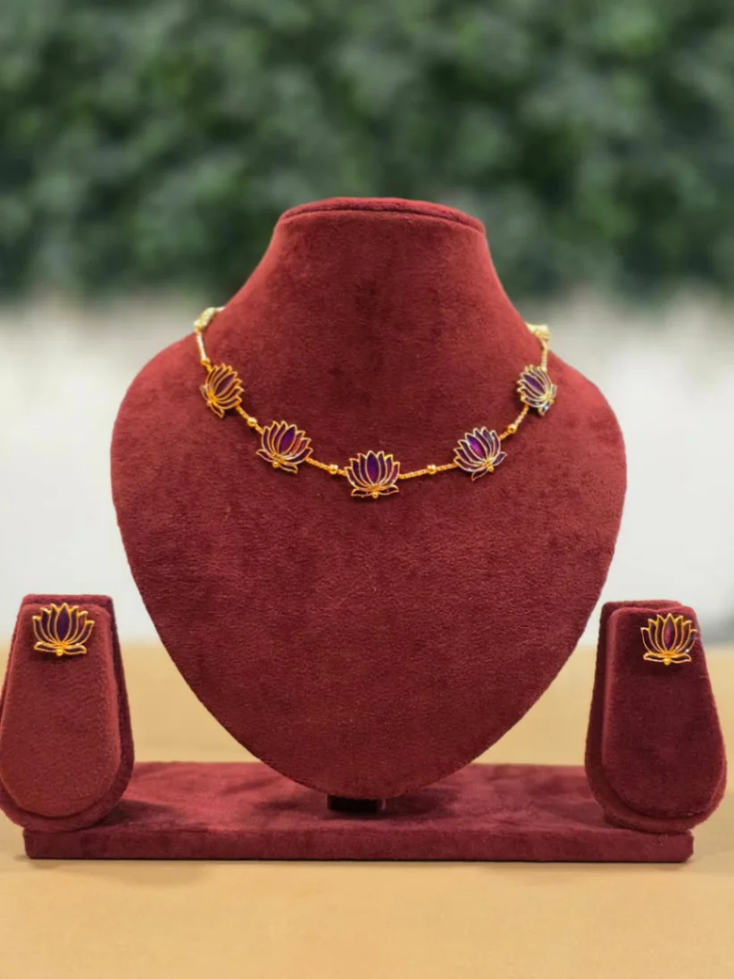 Lotus Necklace (Free Shipping)