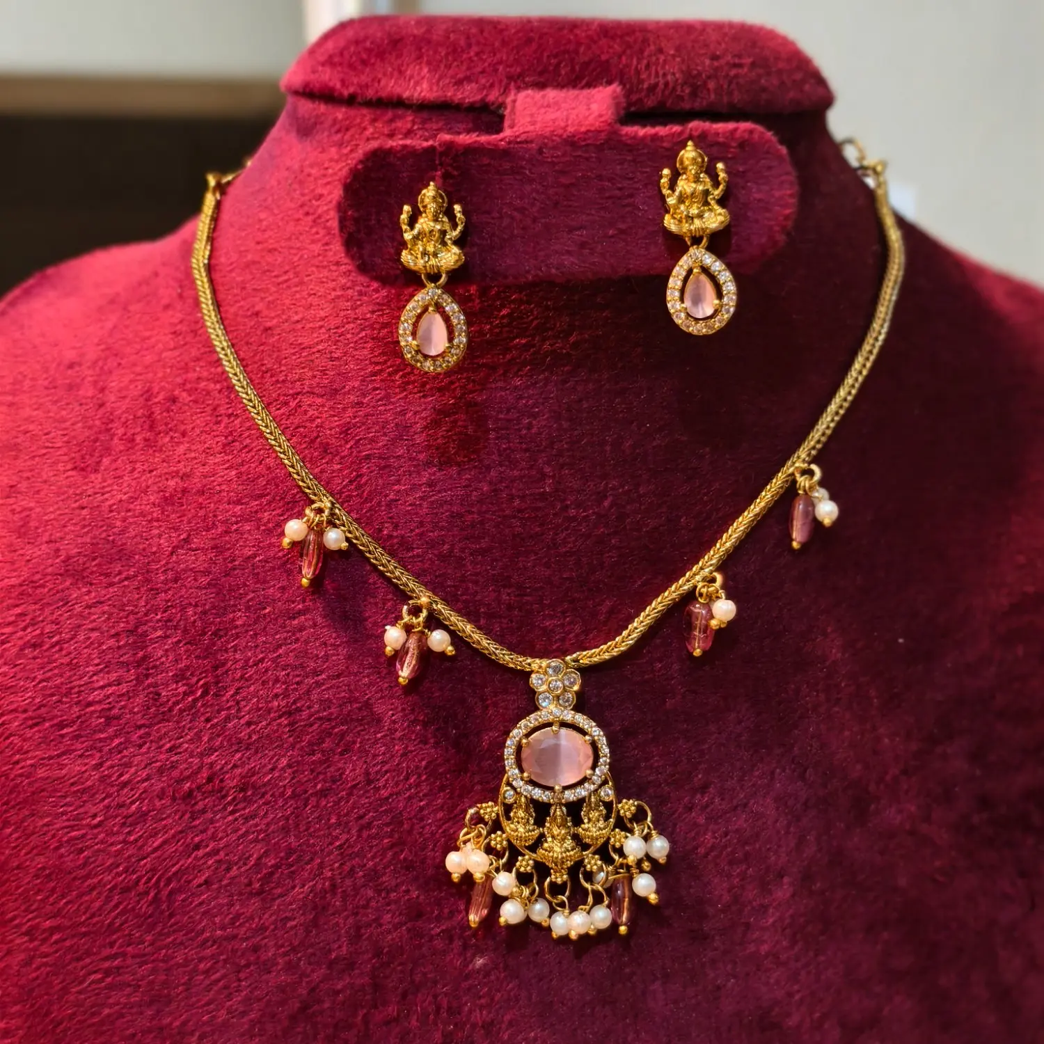 Blush Pearl Goddess Pendant Set