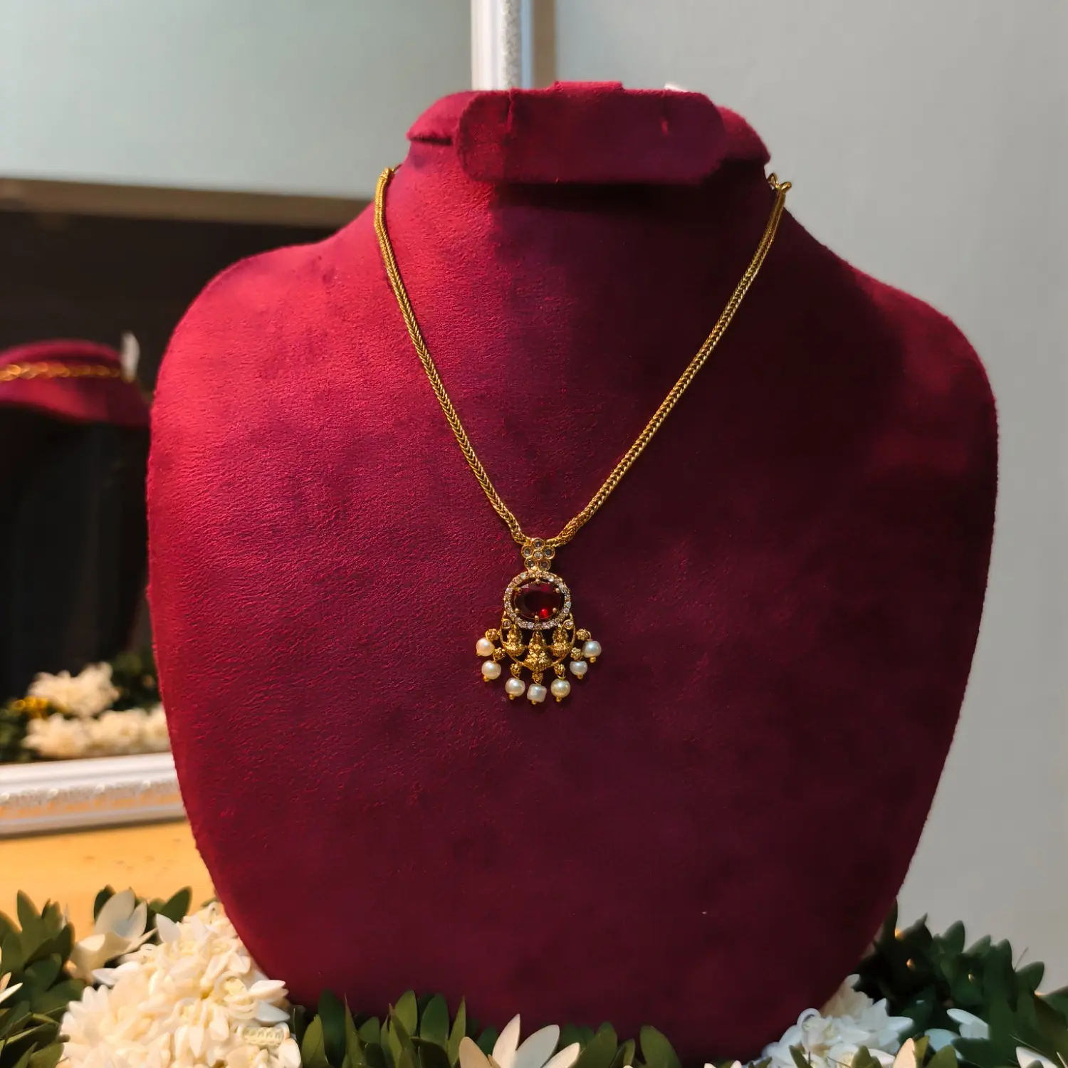 Crimson Lakshmi Pearl Pendant Necklace