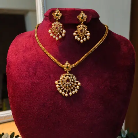 Navya Ruby Pendant Set