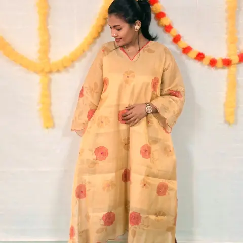 KURTI