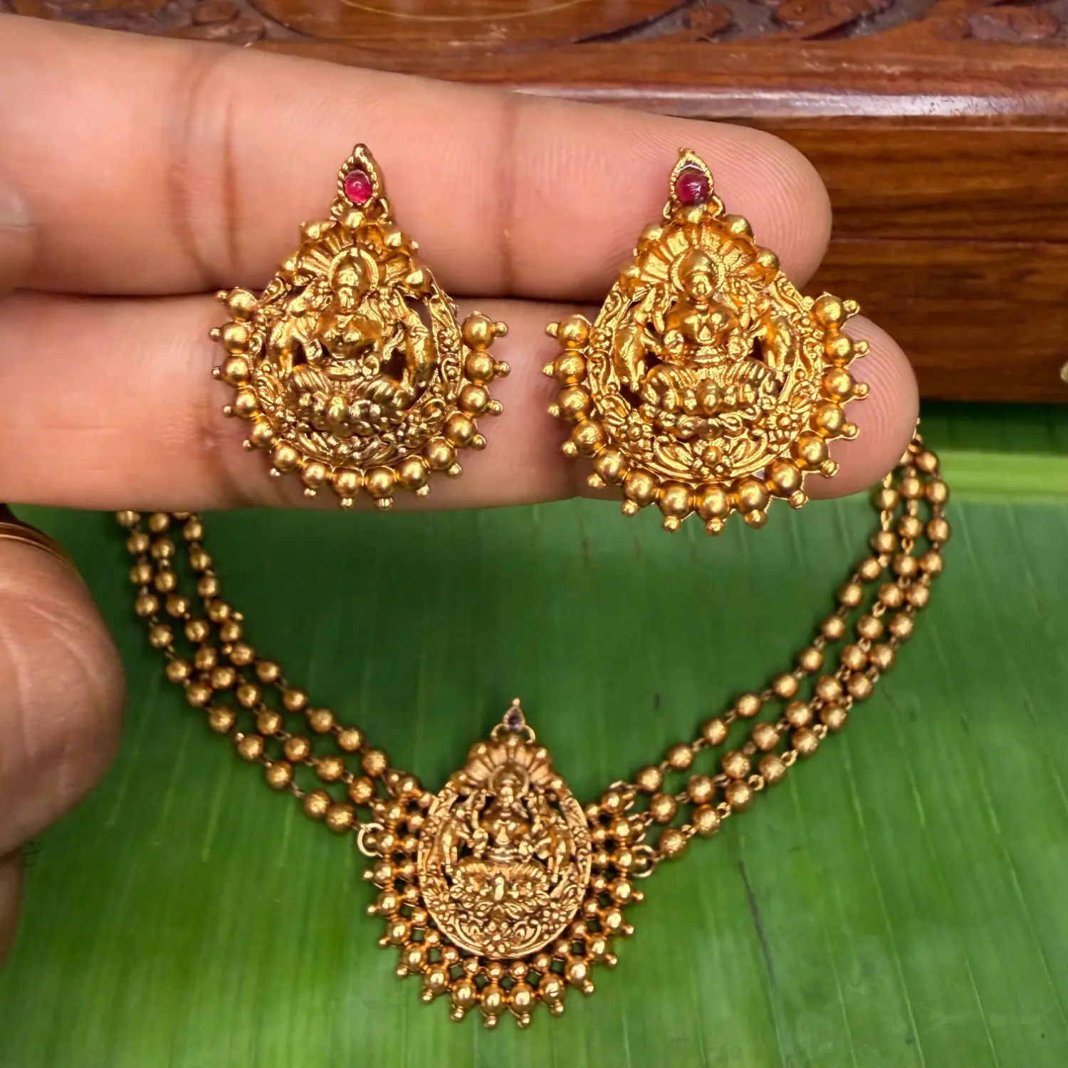 Lakshmi Thilakam Antique Gold Bead choker Set SJCH003