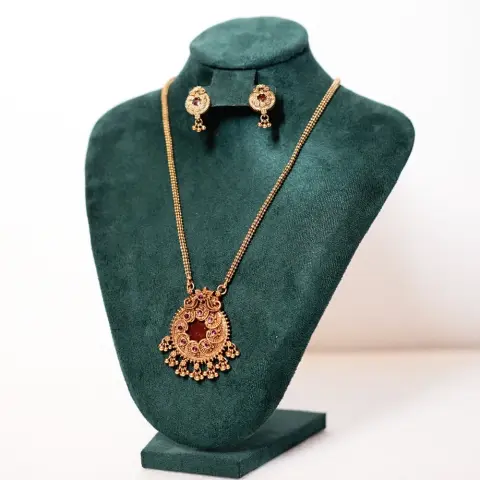 Indian pendant necklace
