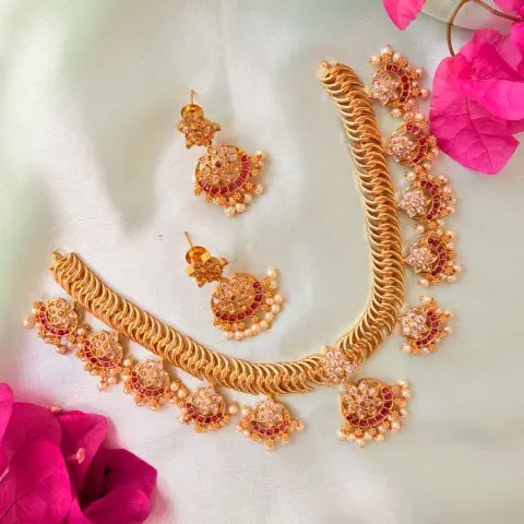 Chandrika Kundan & Kemp Antique Gold Choker Set SJPM017