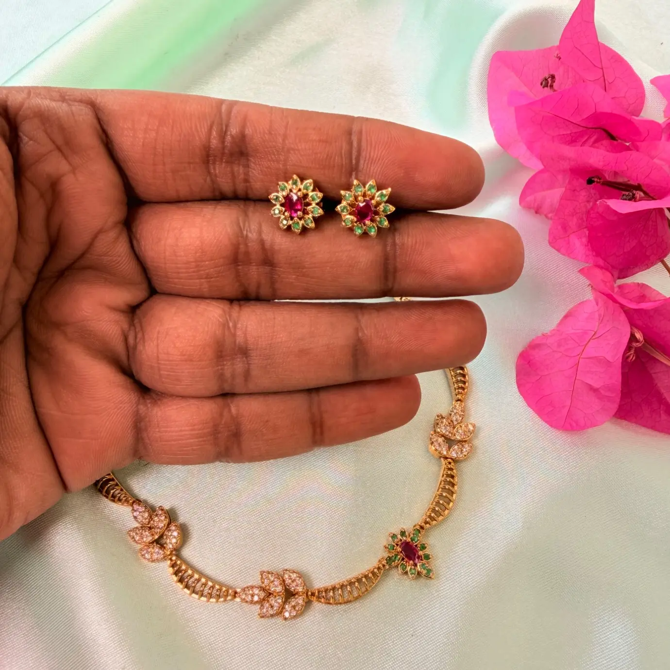 Minimalist CZ Leaf Hasli Neckset SJAD008