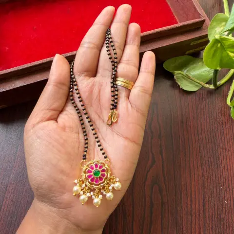 Floral Jadau & Pearl Short Black Bead Mangalsutra SJM001