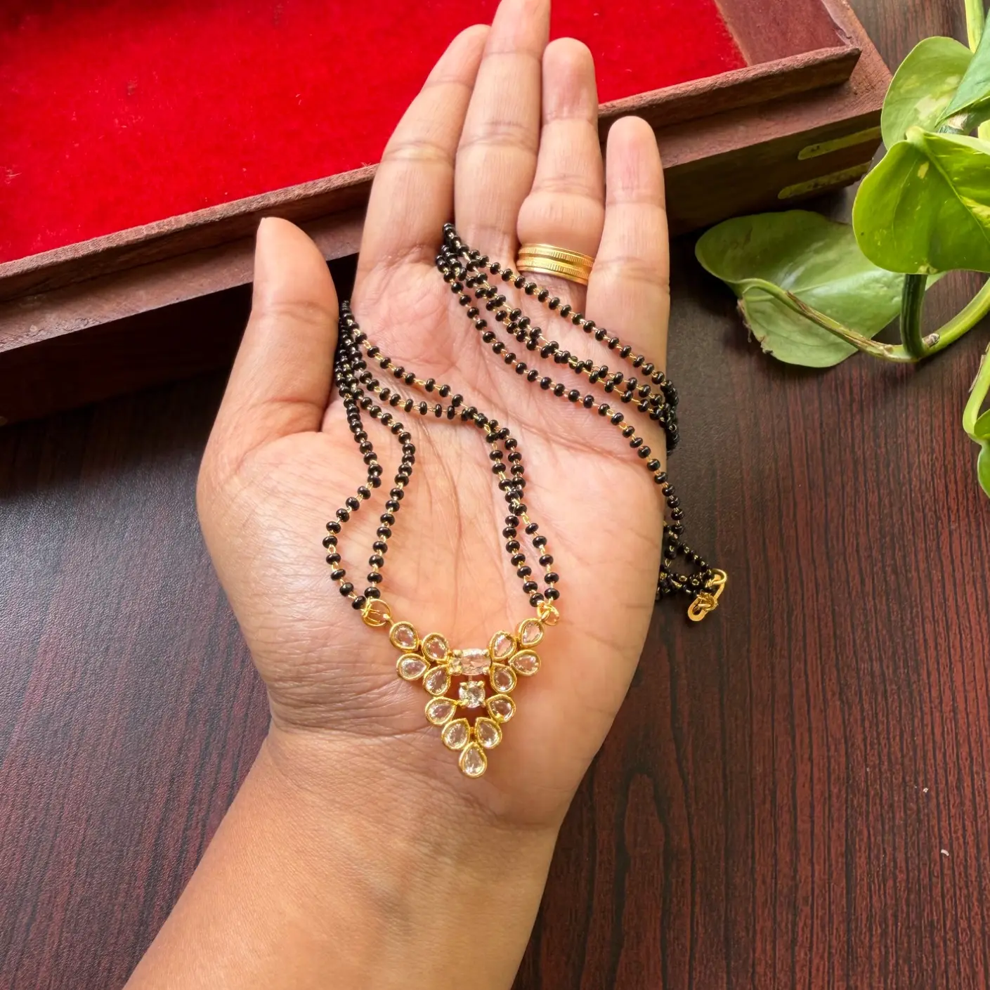 Geometric Geometric Polki / Uncut Diamond Dual-Line Mangalsutra SJM004