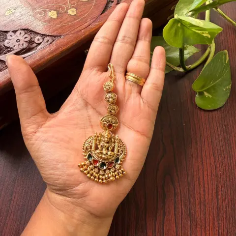 Goddess Lakshmi Antique Temple Maang Tikka (Nethi Chutti) SJMD010