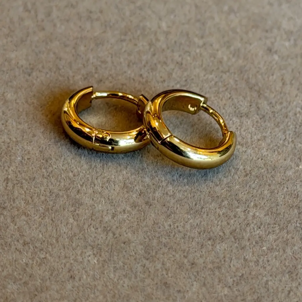 Gold hoops ( single piece )