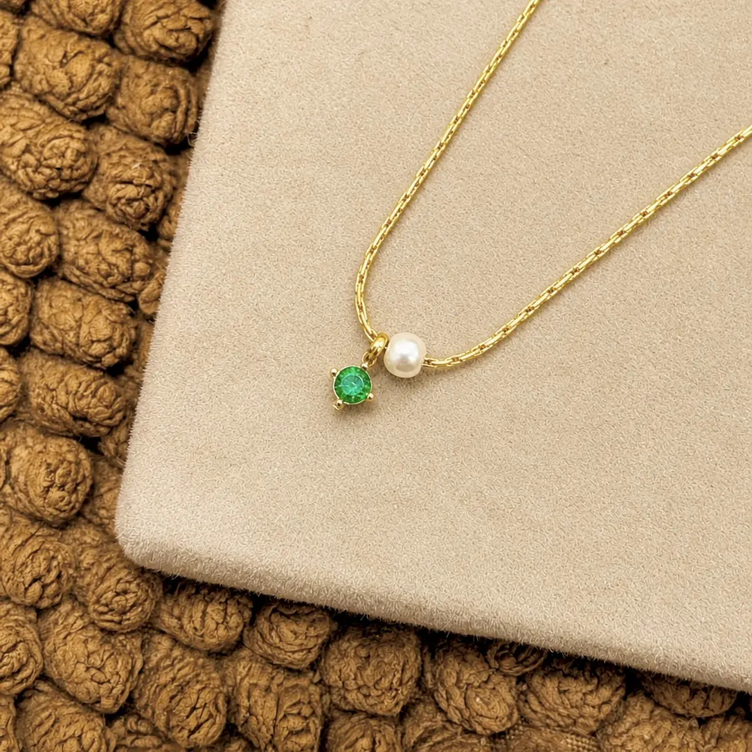 GREEN & PEARL