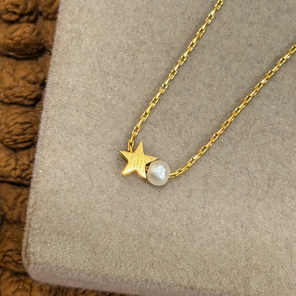 STAR & PEARL