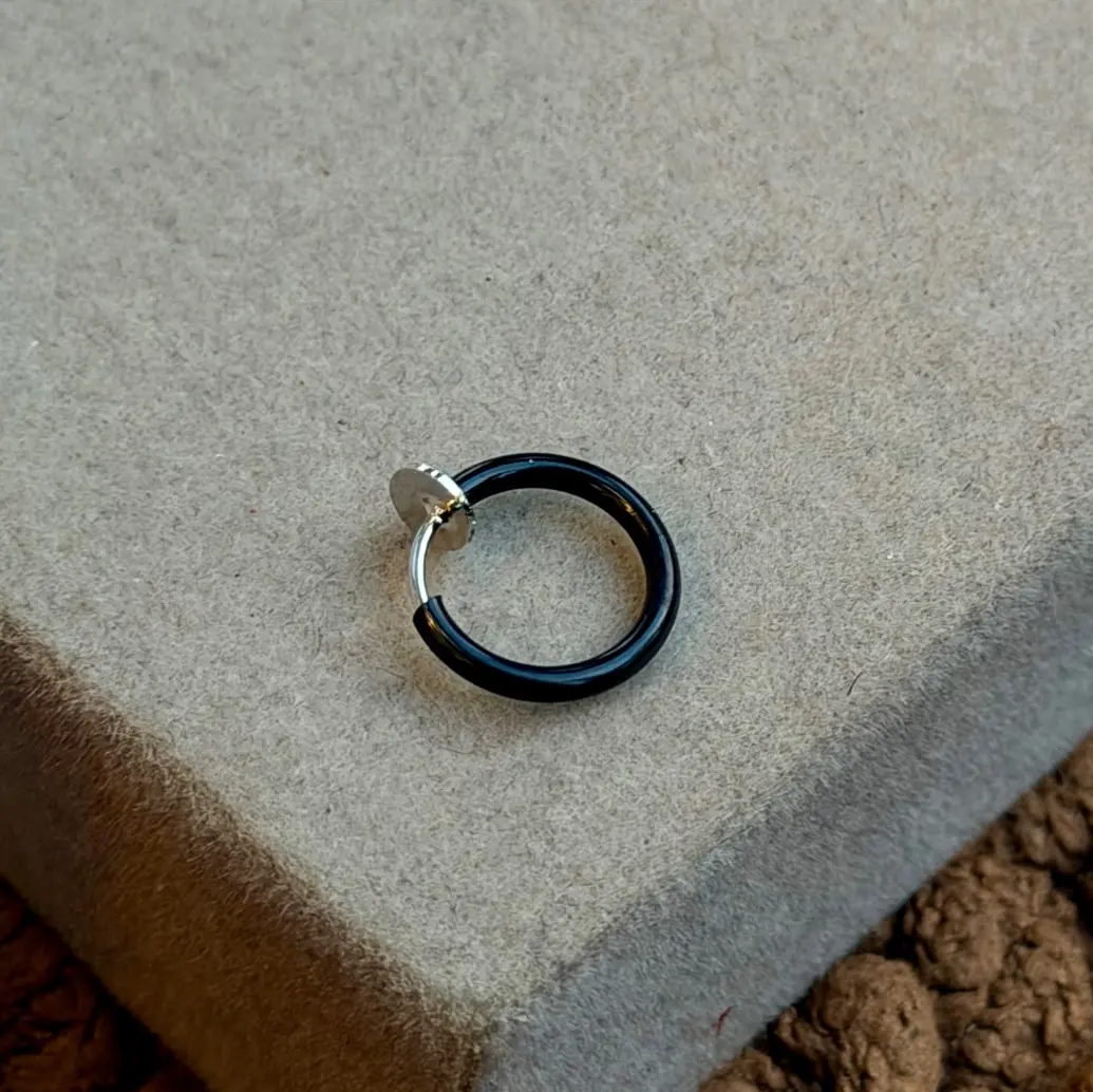 PUSH BACK BLACK ( small )