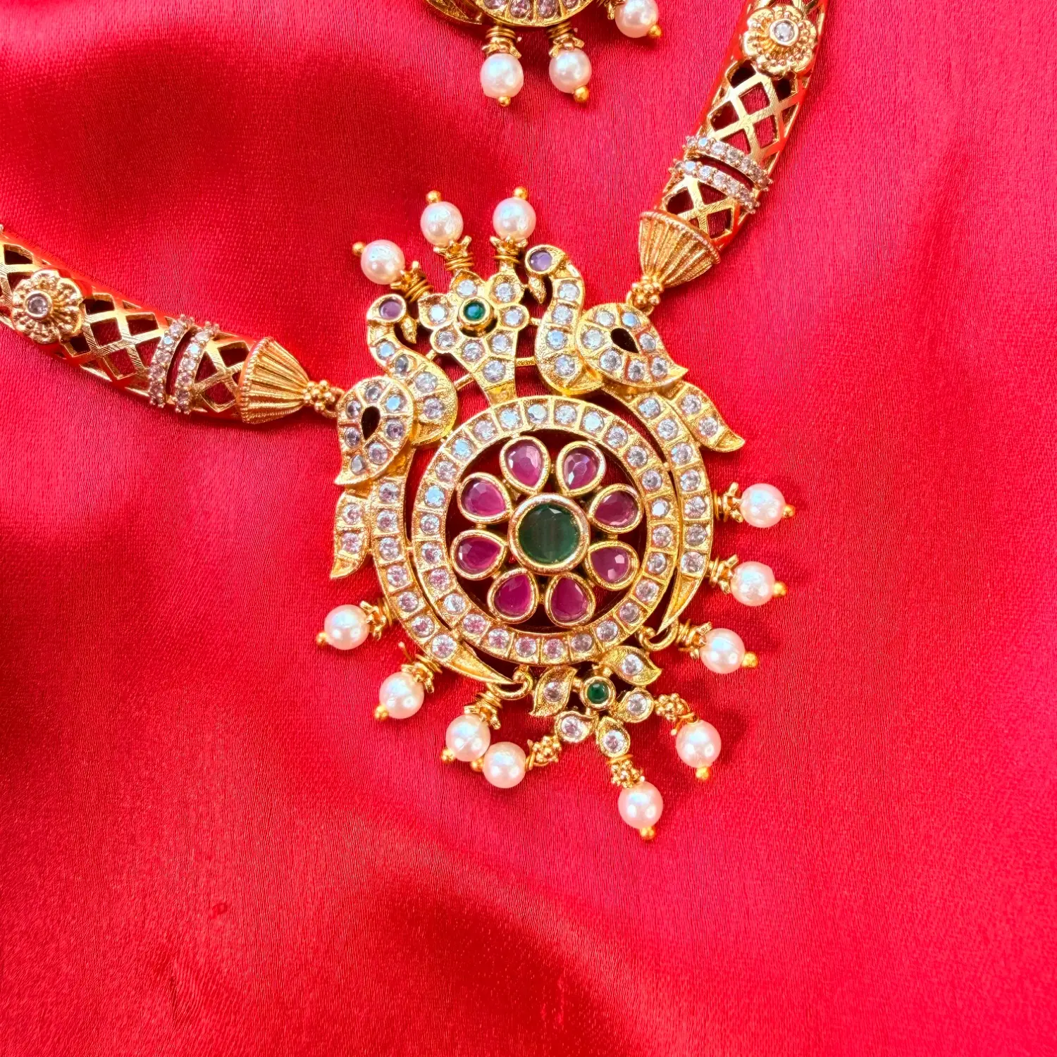 Peacock Kemp Stone Designer Short Necklace Set