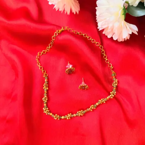 Floral Bloom Beaded Antique Gold Short Necklace Set