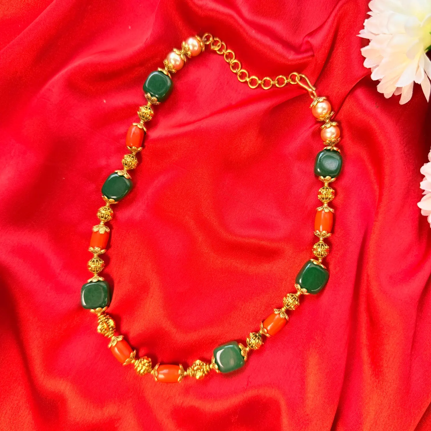 Royal Emerald and Coral Beaded Antique Gold Necklace