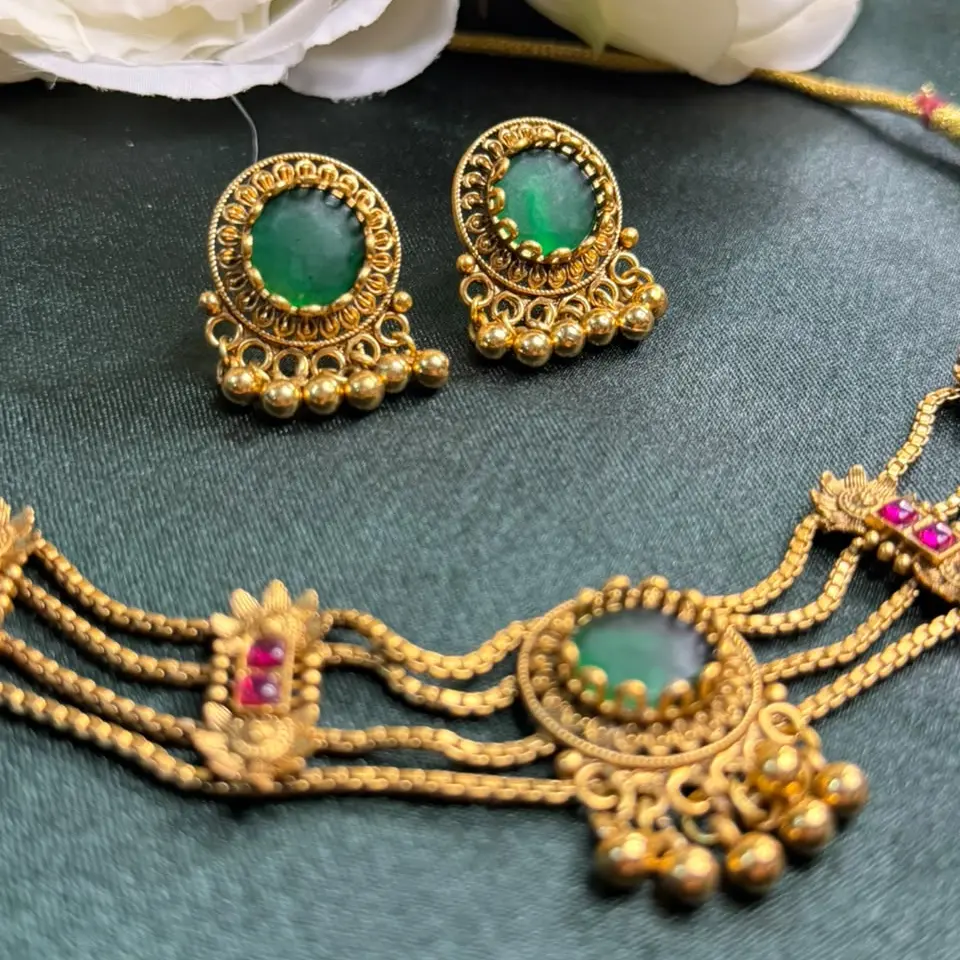 Sheenakari Chocker with Earrings