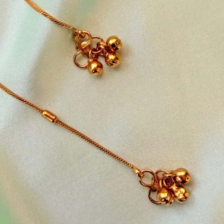 Minimalist Gold Bead Accent Antique Anklets