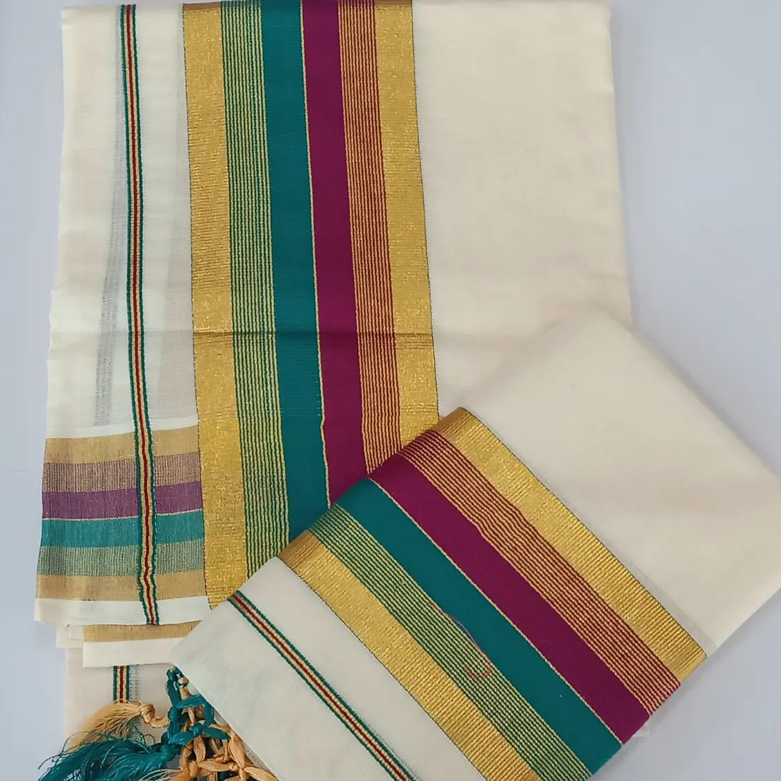 Set Mundu