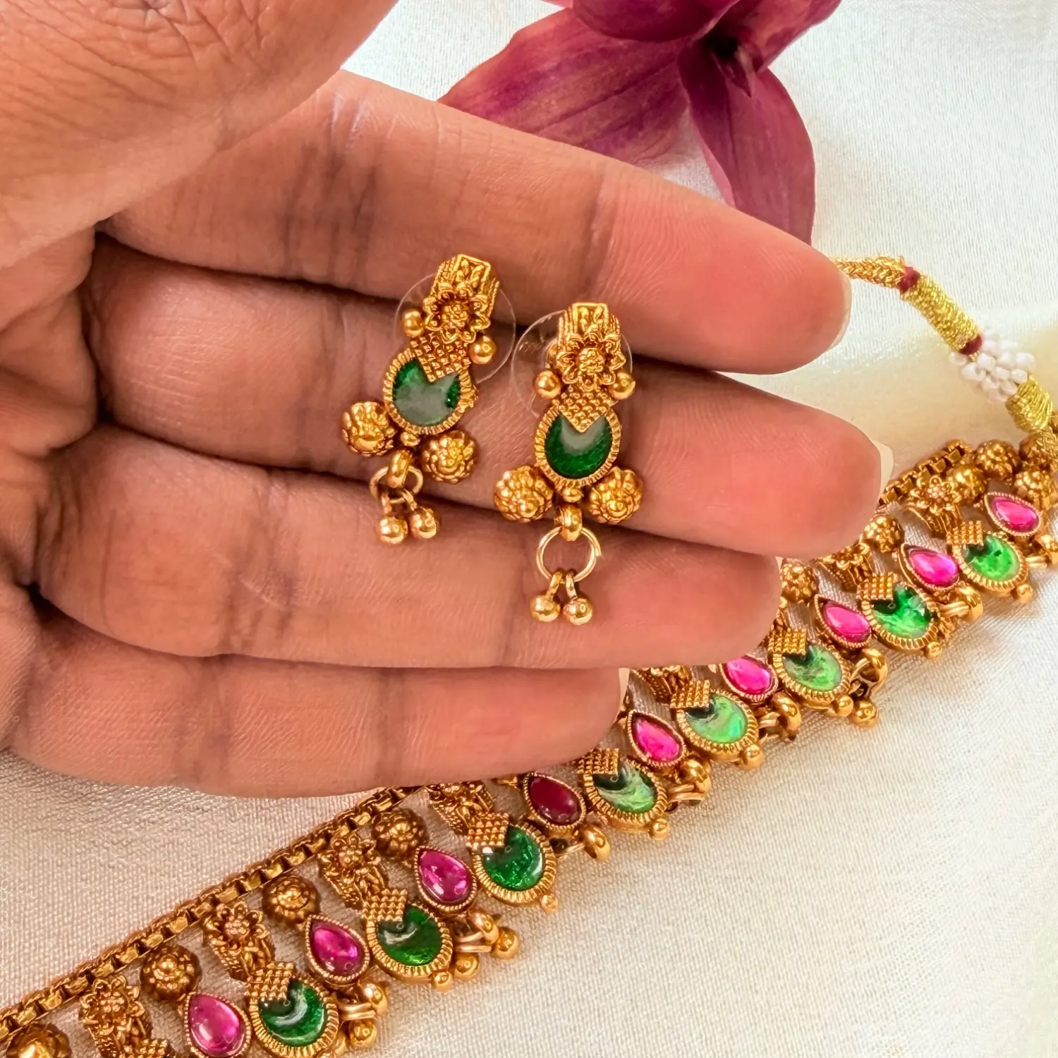 Ruby & Emerald Kemp Stone Choker Necklace Set