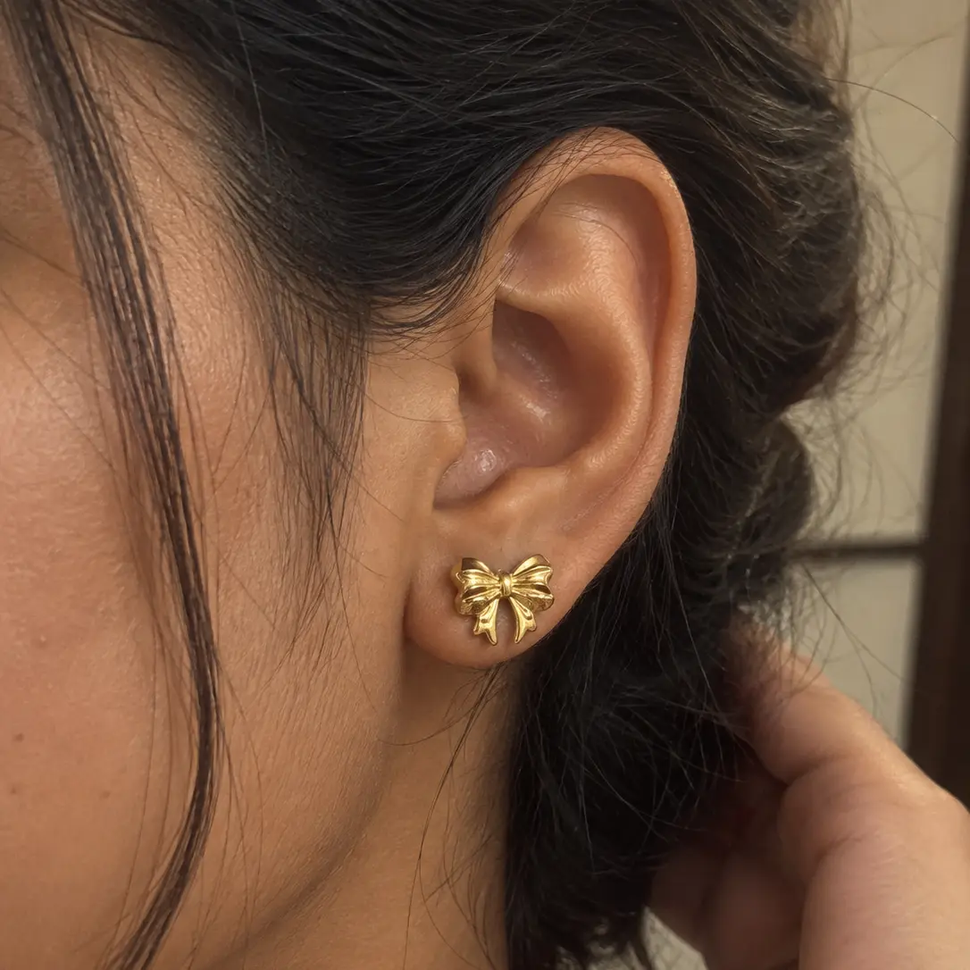 Tiny bow