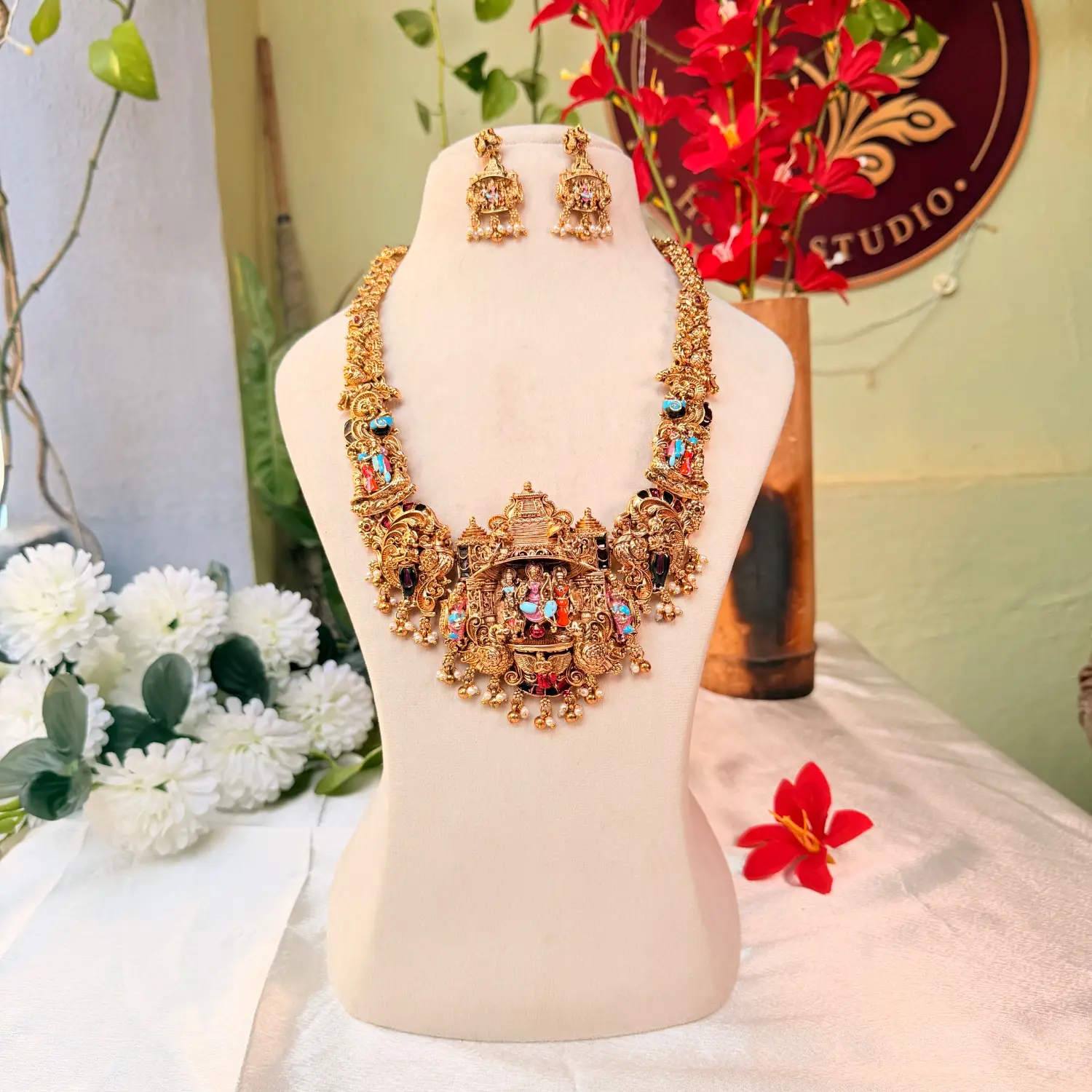 Lakshmi Coin Kasu Antique Gold Necklace with Green Beads SJSB019