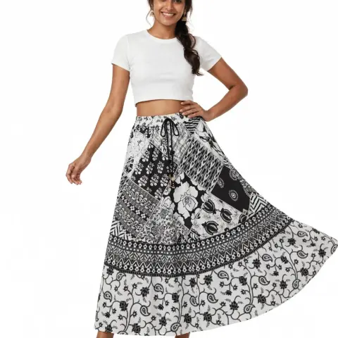 Ladie's skirt