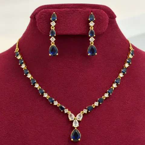Neelanjana AD stone necklace