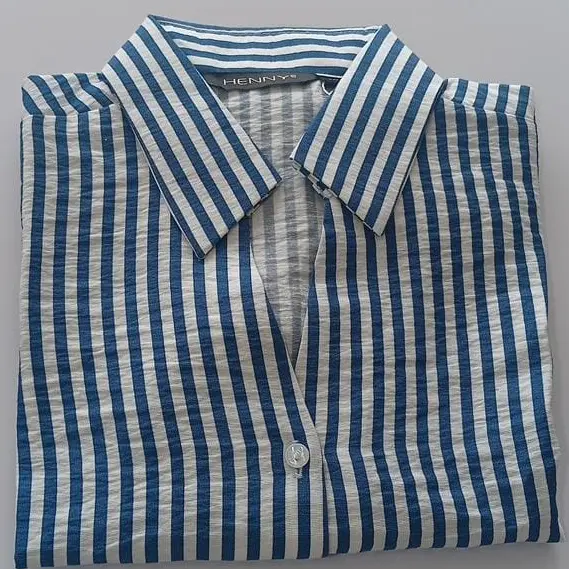 Women's shirts