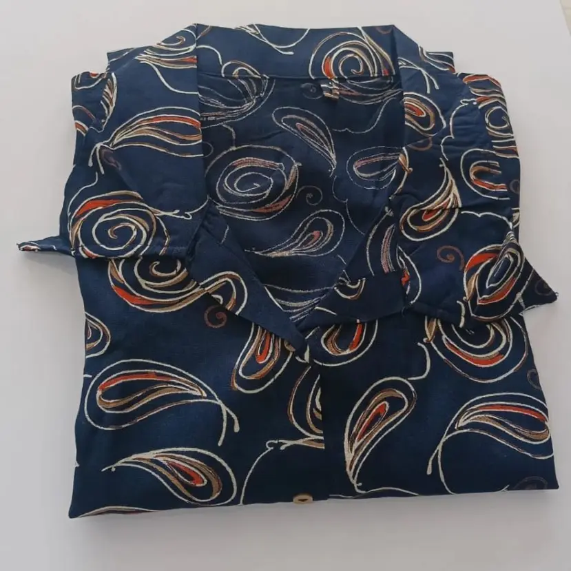 Women's shirts