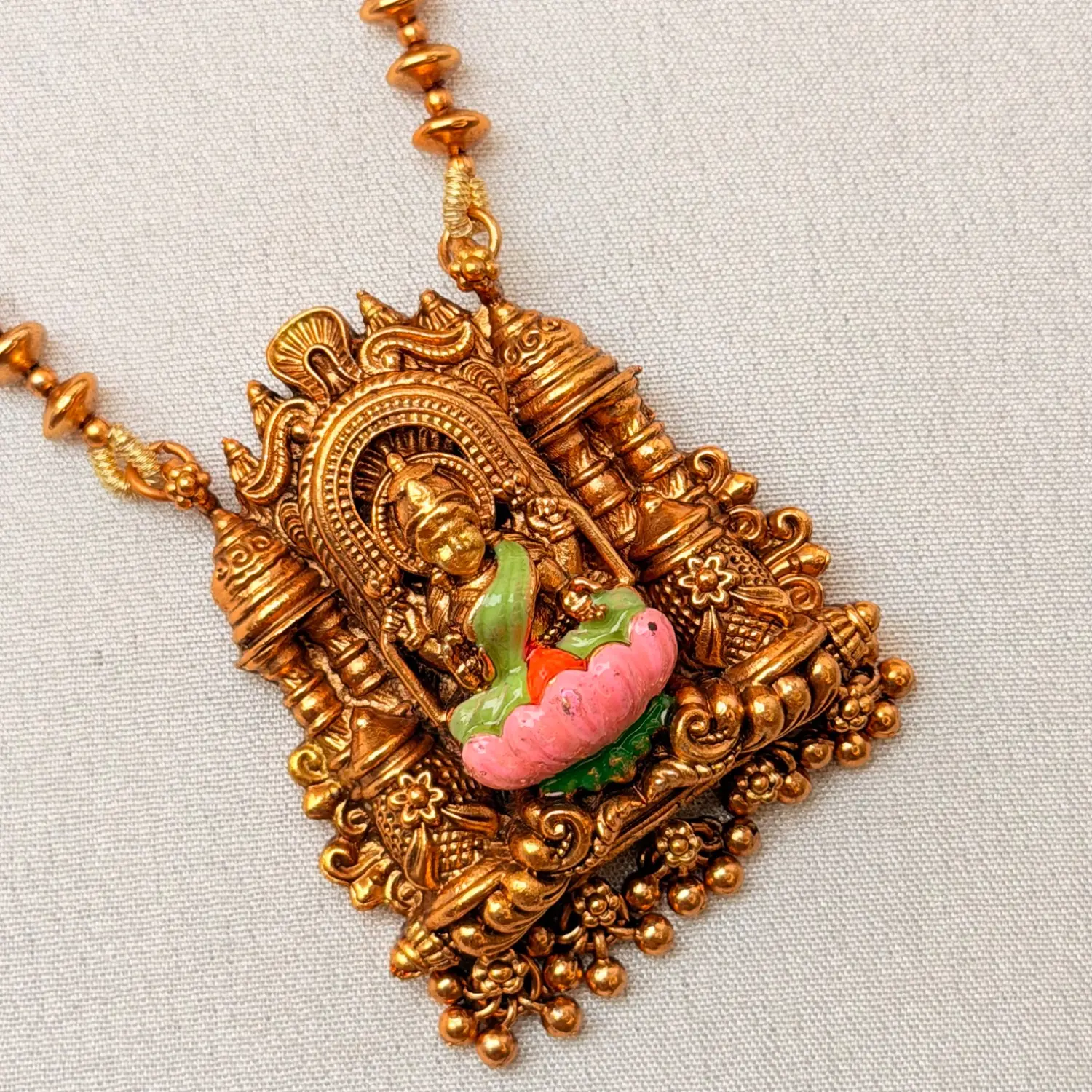 Goddess Lakshmi Temple Motif Pendant Necklace Set SJMH045