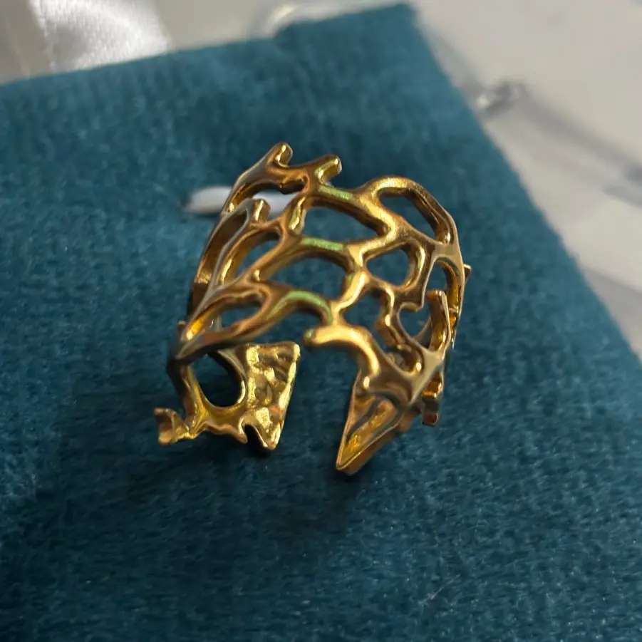 Ring