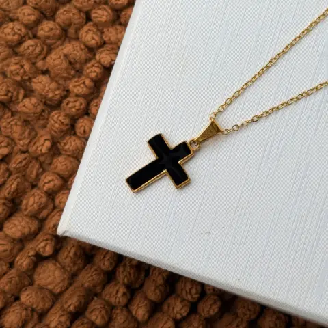 ELORA BLACK CROSS