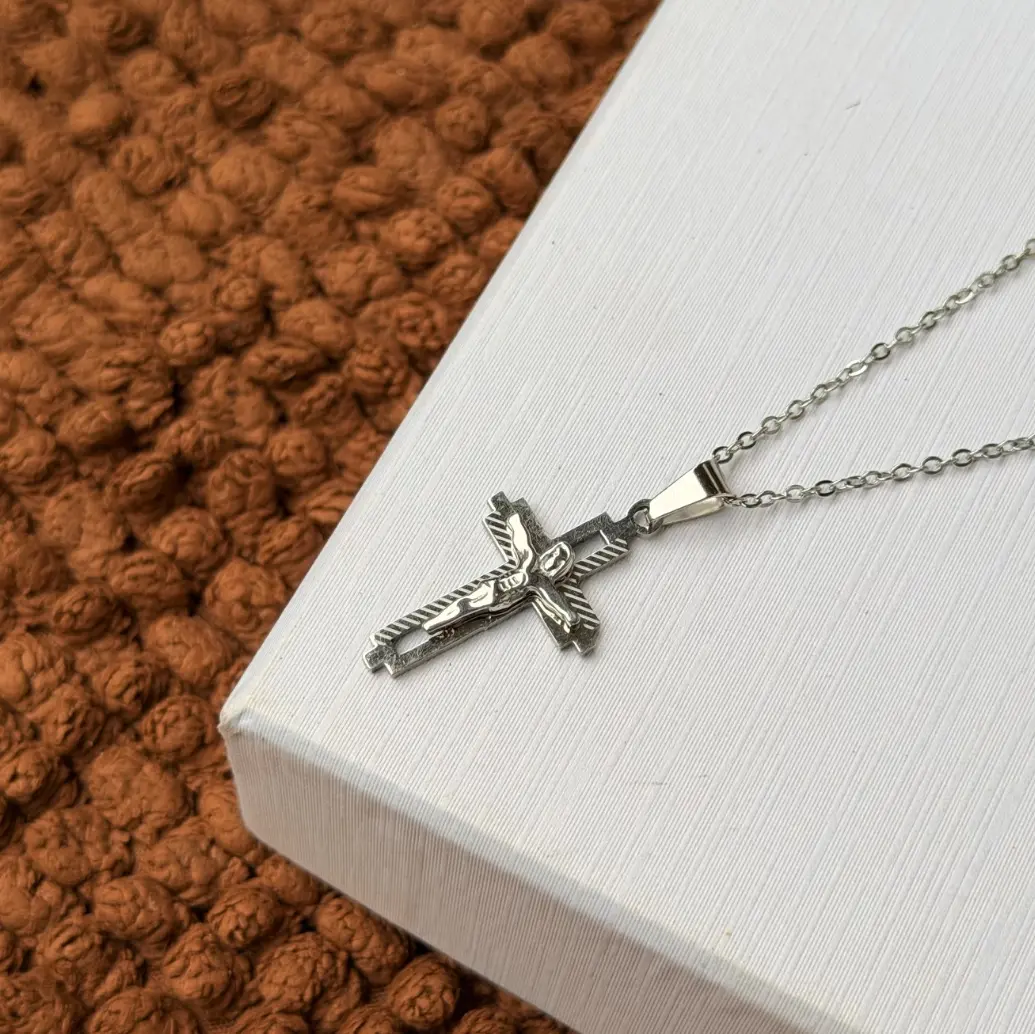 SILVER DIVINE CROSS