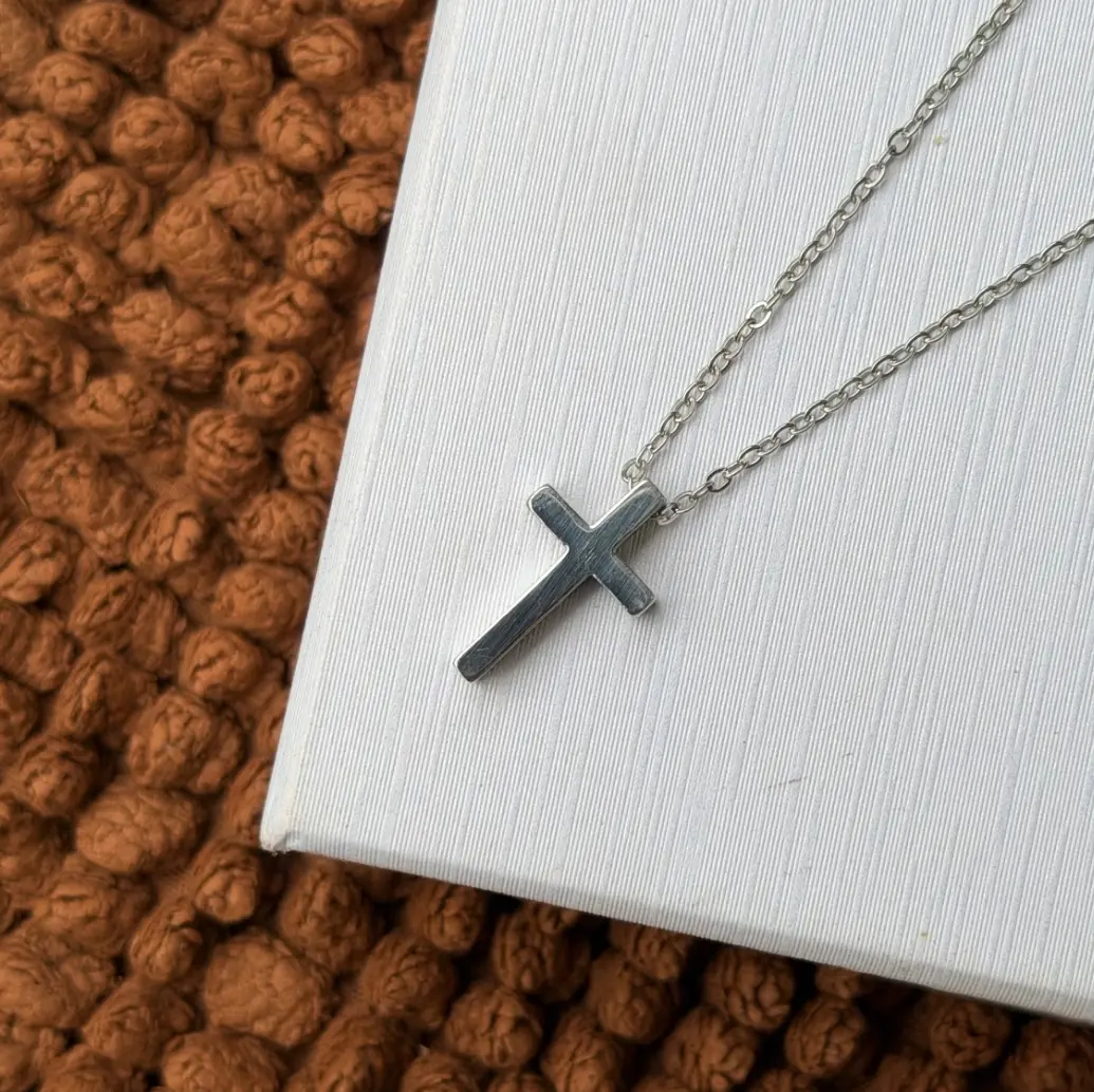 SILVER CROSS LONG