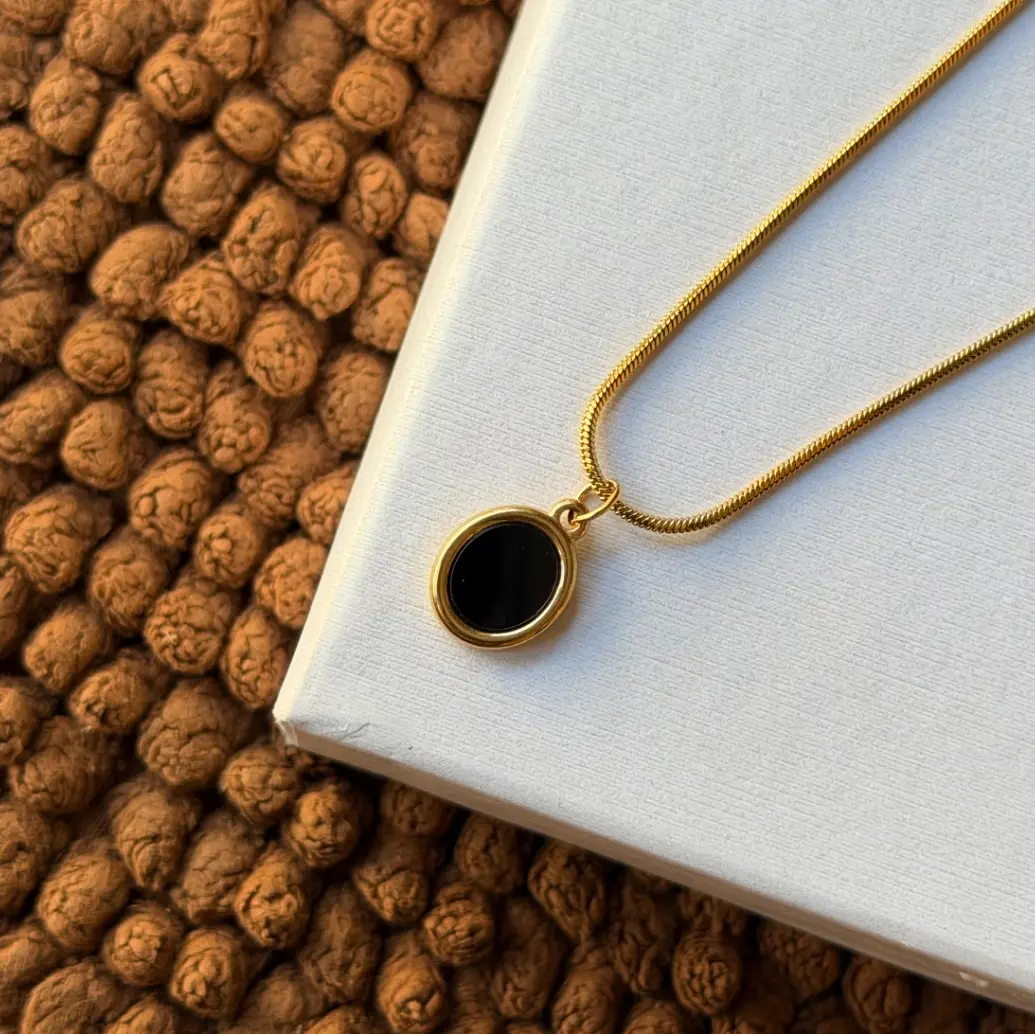 GOLD & BLACK ONXY