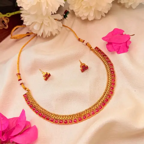 Antique Gold Square Cut Ruby Kemp Stone Short Necklace Set with Geometric Stud Earrings SJSN067