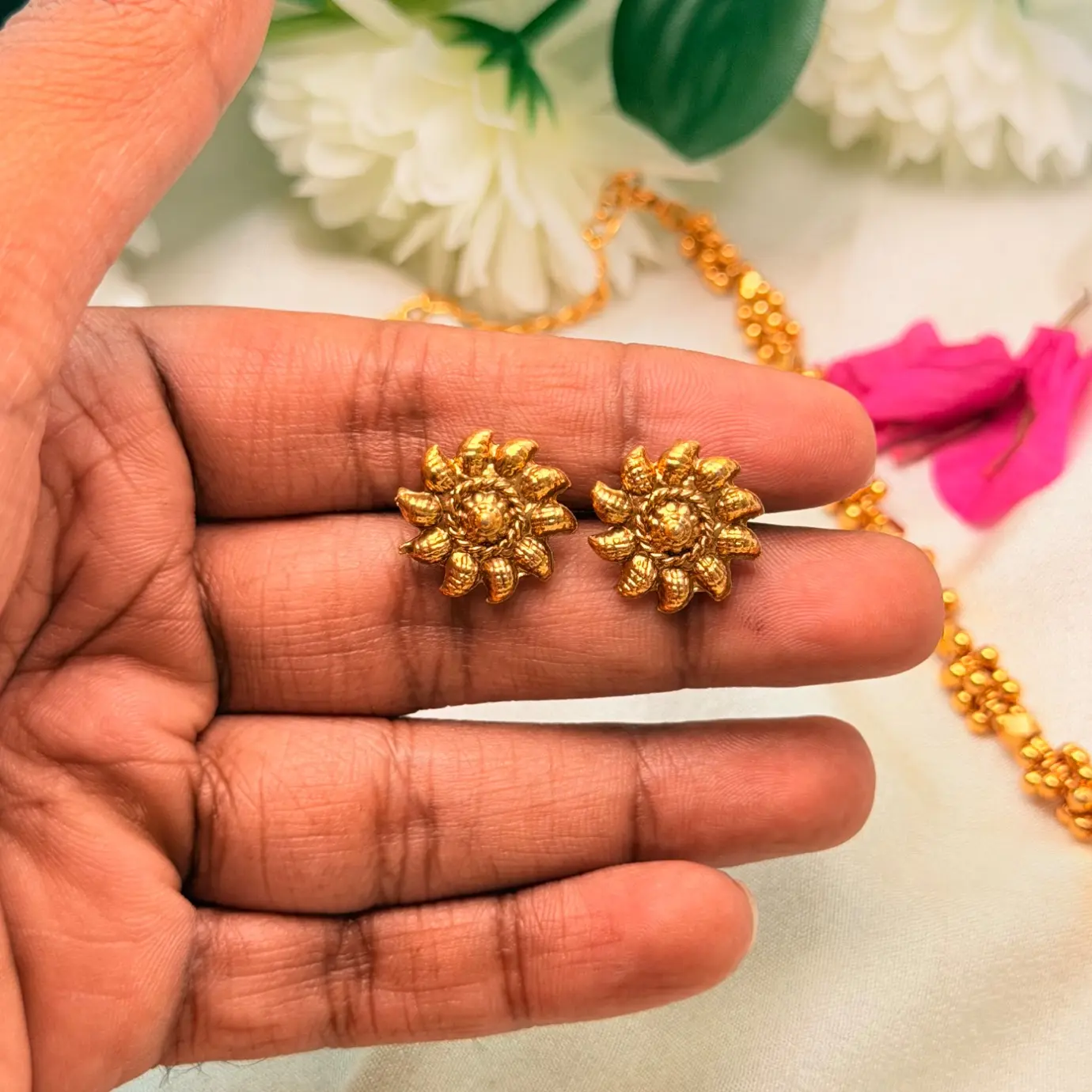 Antique Gold Delicate Bead Cluster Mala / Single-Strand Golden Ball Chain with Sunburst Floral Stud Earrings SJLH025