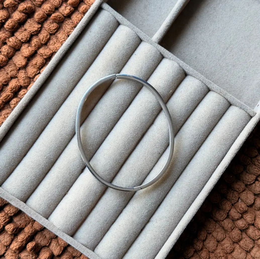 SILVER PLAIN