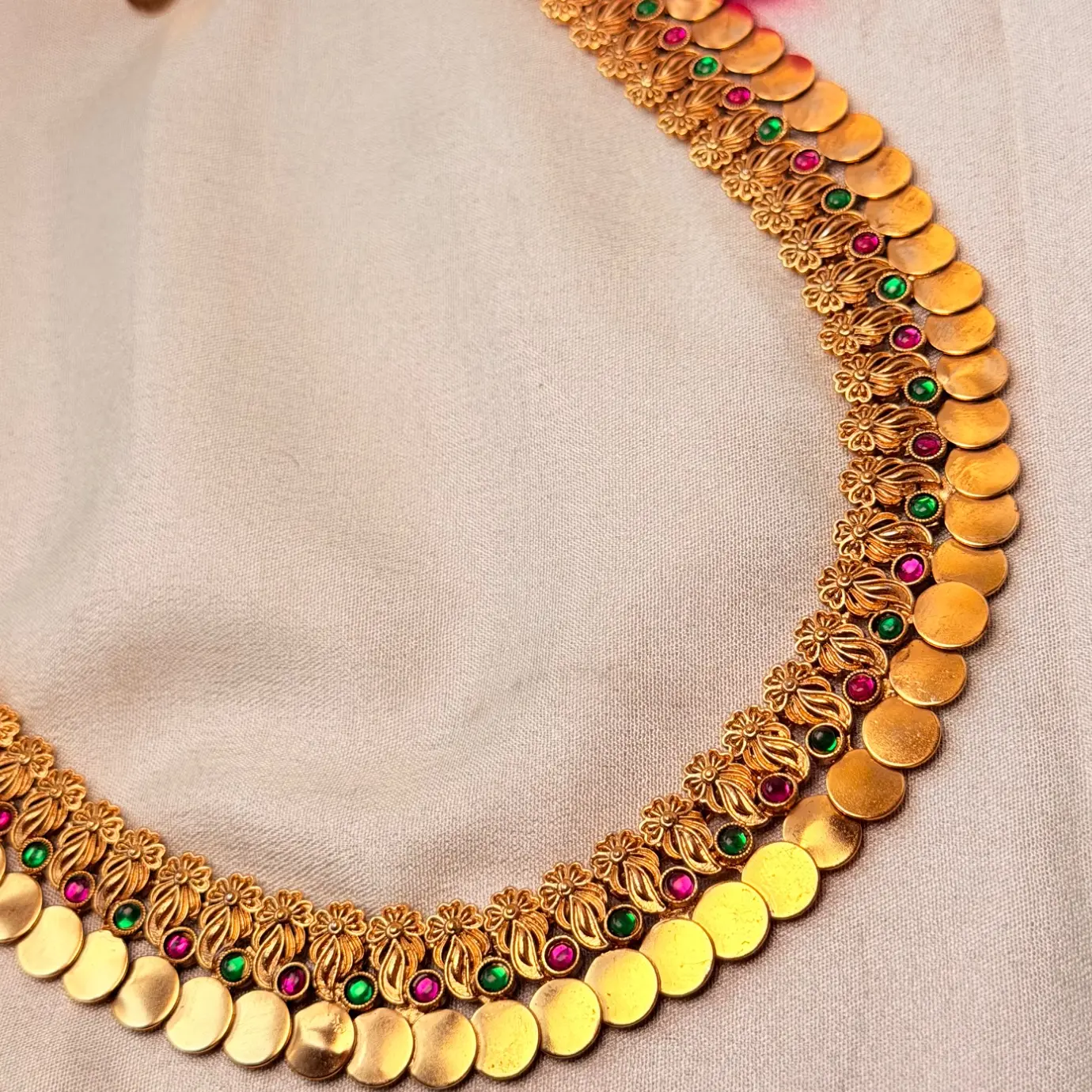 Premium Non-Idol Coin Long Haaram