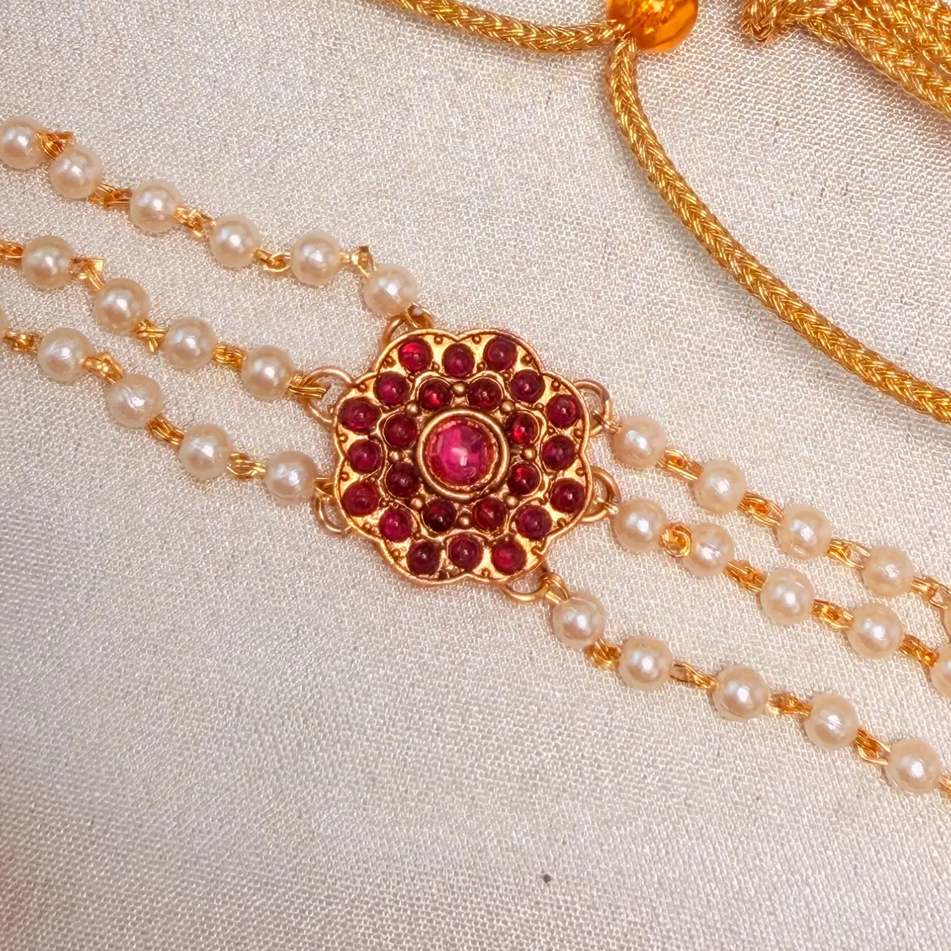 Multi-Strand Pearl Choker with Ruby Kemp Floral Brooch & Matching Kemp Studs SJSN079