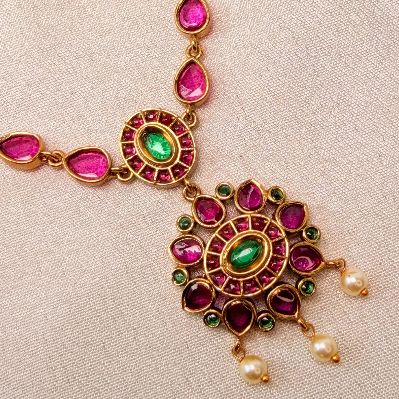 Teardrop Ruby Kemp Necklace with Floral Medallion Pendant & Pearl Cluster Earrings SJAD053