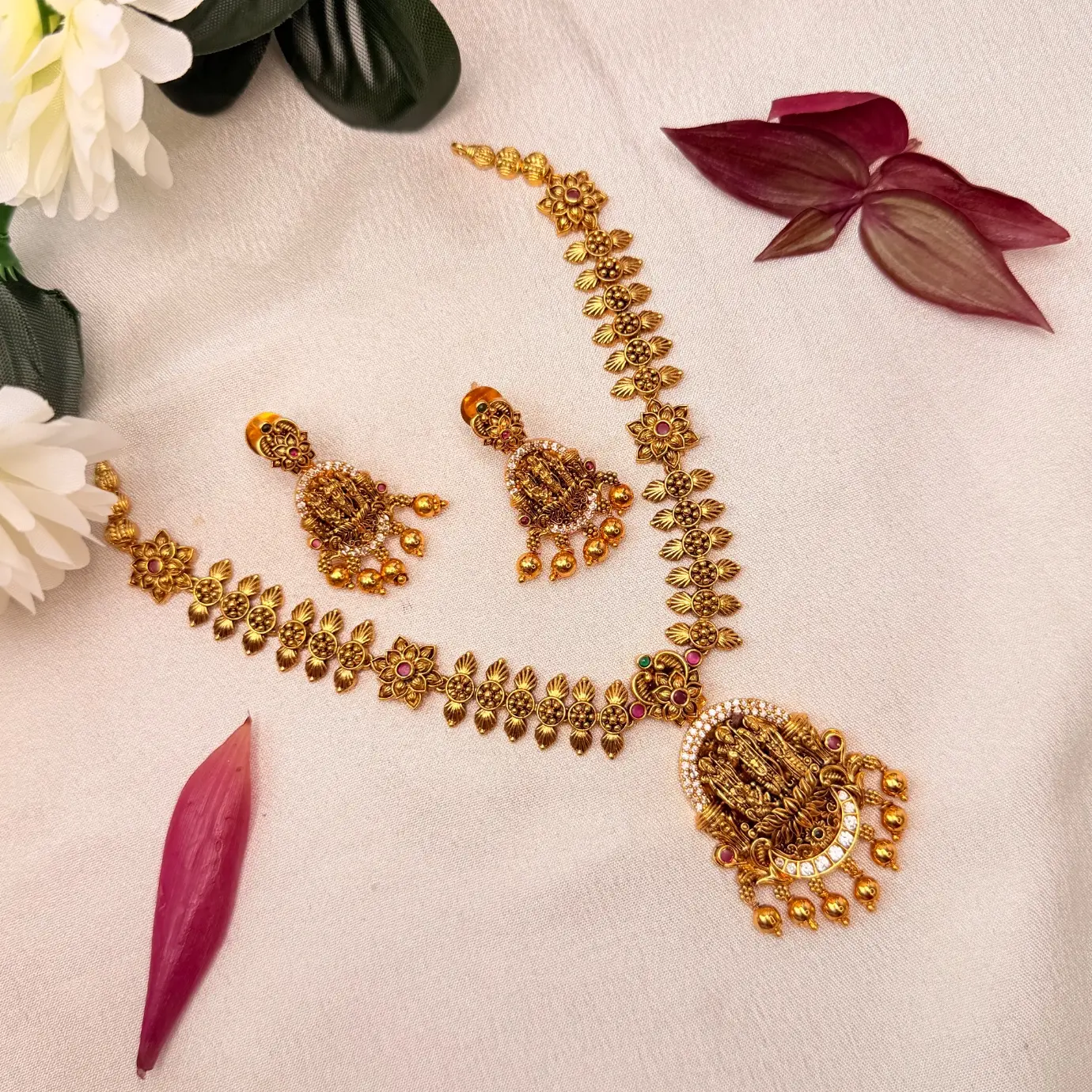 Mango & Floral Motif Nakshi Temple Neckpiece with Seated Goddess Lakshmi Crescent Pendant & Matching Drop Earrings SJSN082