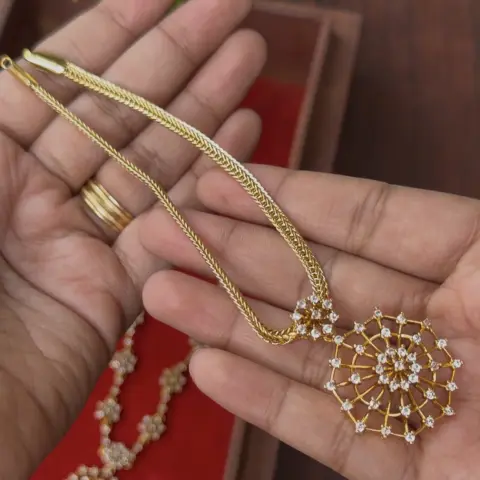 Simple AD pendant Diamond Replica set