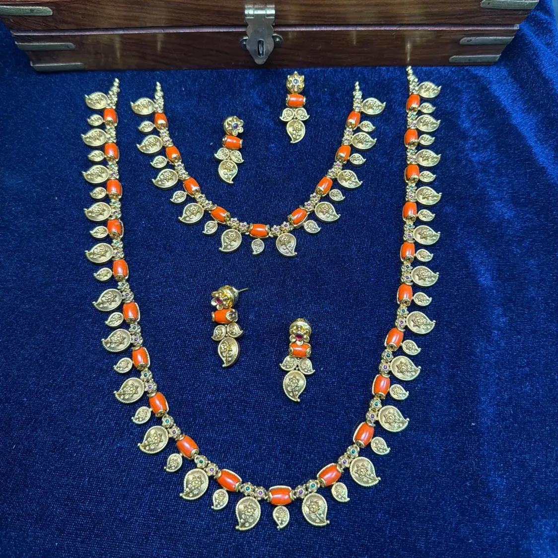 Premium Havala Combo Short + Long + 2 pairs of Earrings