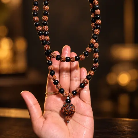 8mm Karungali Rudraksha Mixed Mala with 5 Mukhi Rudraksha Pendant