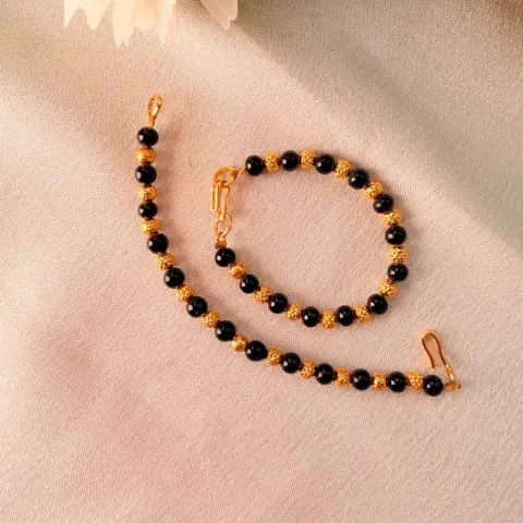 Auspicious Black Bead & Textured Gold Ball Bracelet