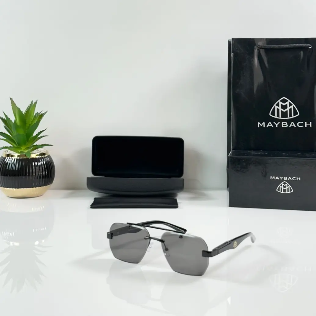 MAYBACH 1023 BLACK