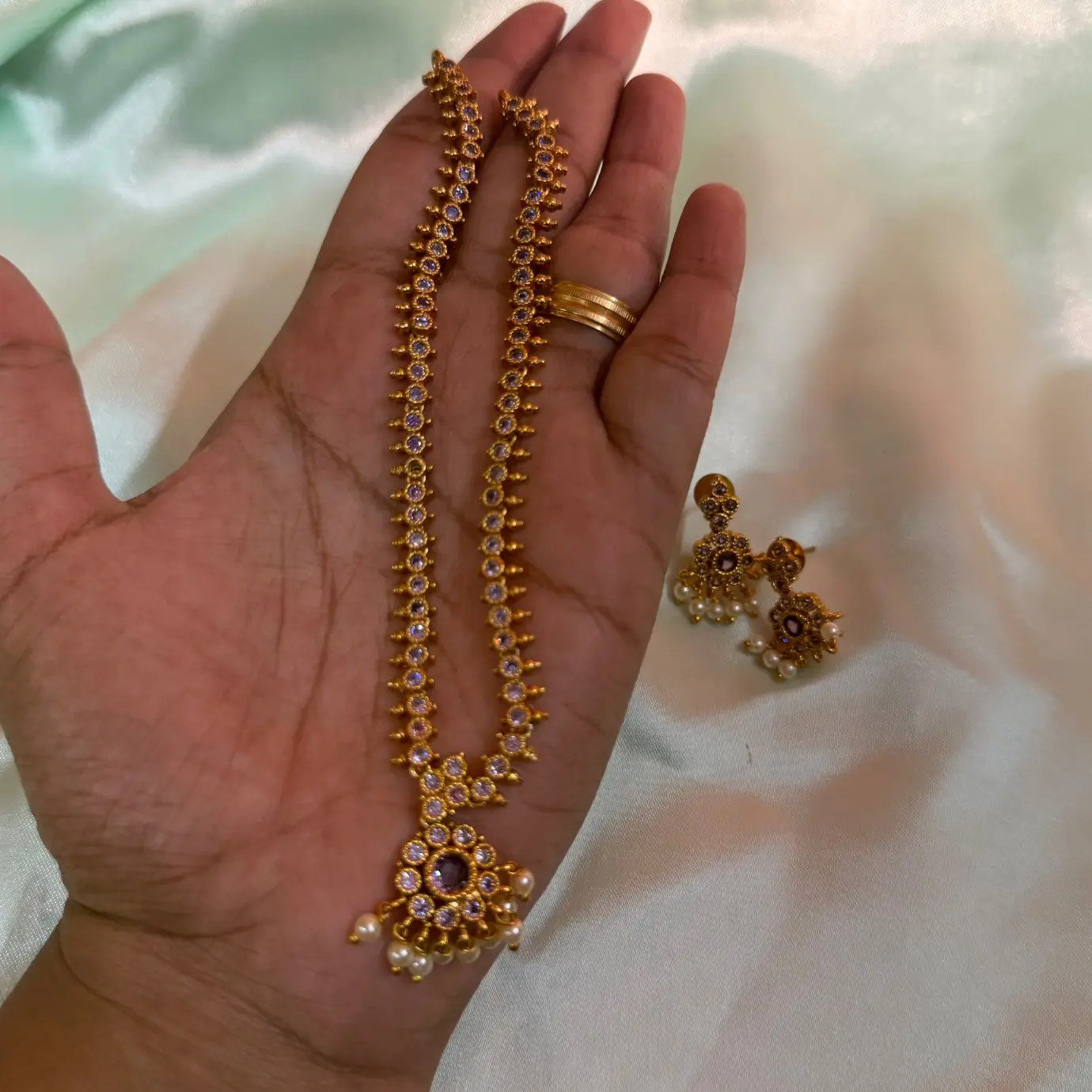 Nithya Menon Inspired Lavender Neck Set