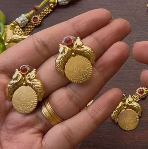 Anushree Inspired Gold Replica Combo